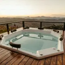 Hot Tub & Jacuzzi Selden
